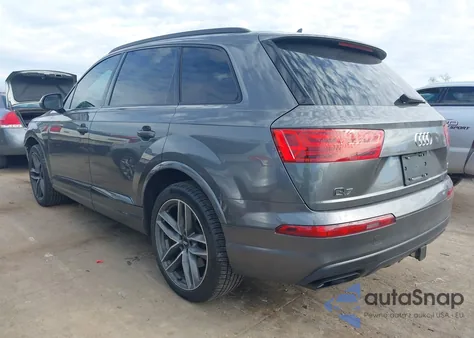 2018 Audi Q7 3.0T Premium из США, поврежденный, VIN WA1VAAF70JD033632